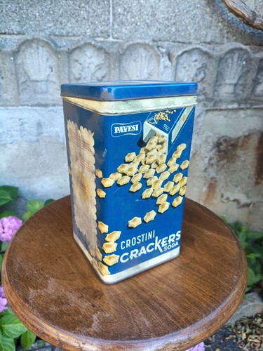 Vecchia scatola latta cracker - scatola,