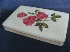 Scatola di latta caramelle