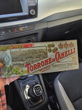 Scatta di latta Torrone Di