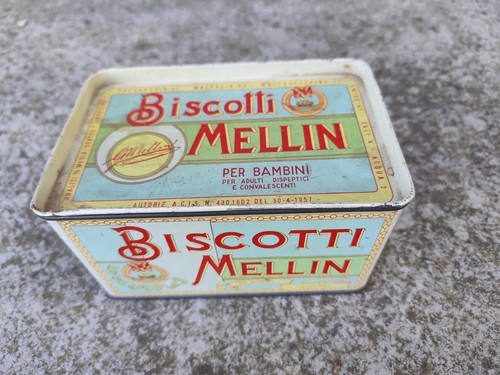 Scatola latta collezione - di, da