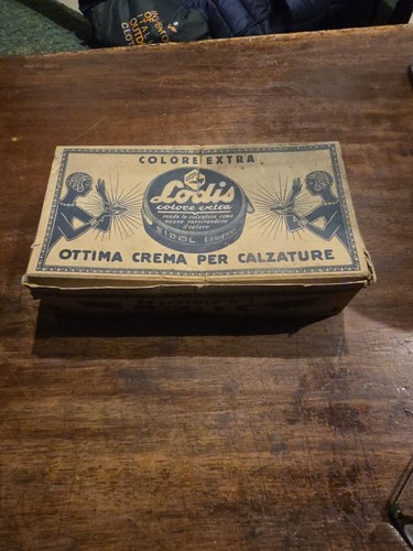 Antica vecchia scatola - vecchia,